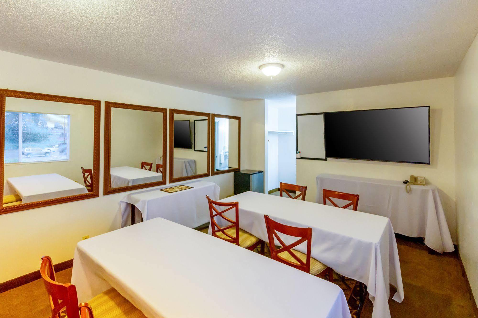 Oyo Hotel Chehalis I-5 South المظهر الخارجي الصورة